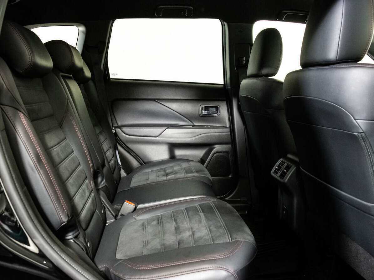 Купить Mitsubishi Outlander, 2021, 41 055 км.. Фото: #17