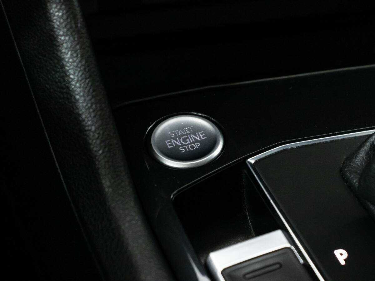 Купить Volkswagen Tiguan, 2020, 71 200 км.. Фото: #16