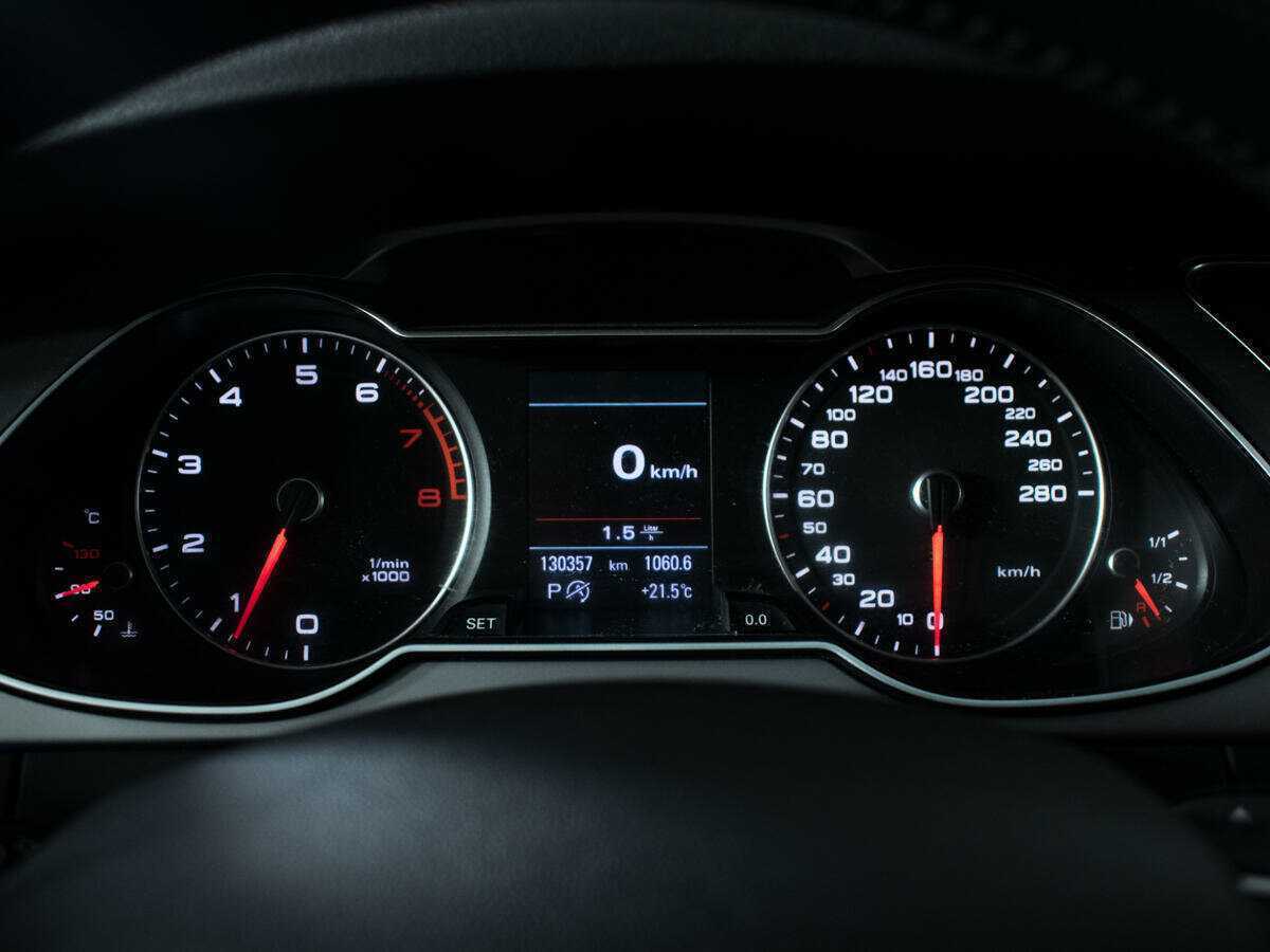 Купить Audi A4, 2013, 130 220 км.. Фото: #10