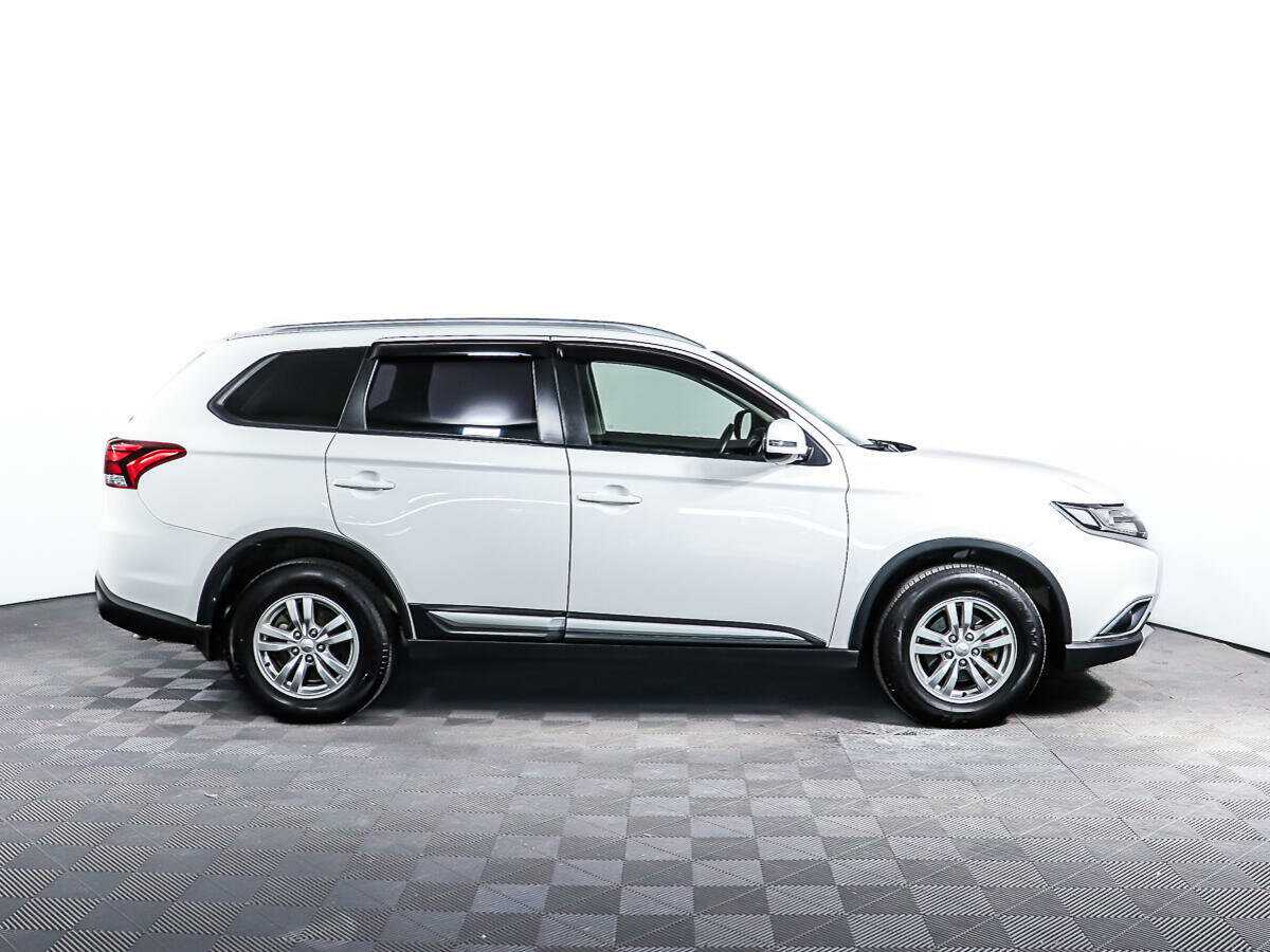 Купить Mitsubishi Outlander, 2018, 71 629 км.. Фото: #3