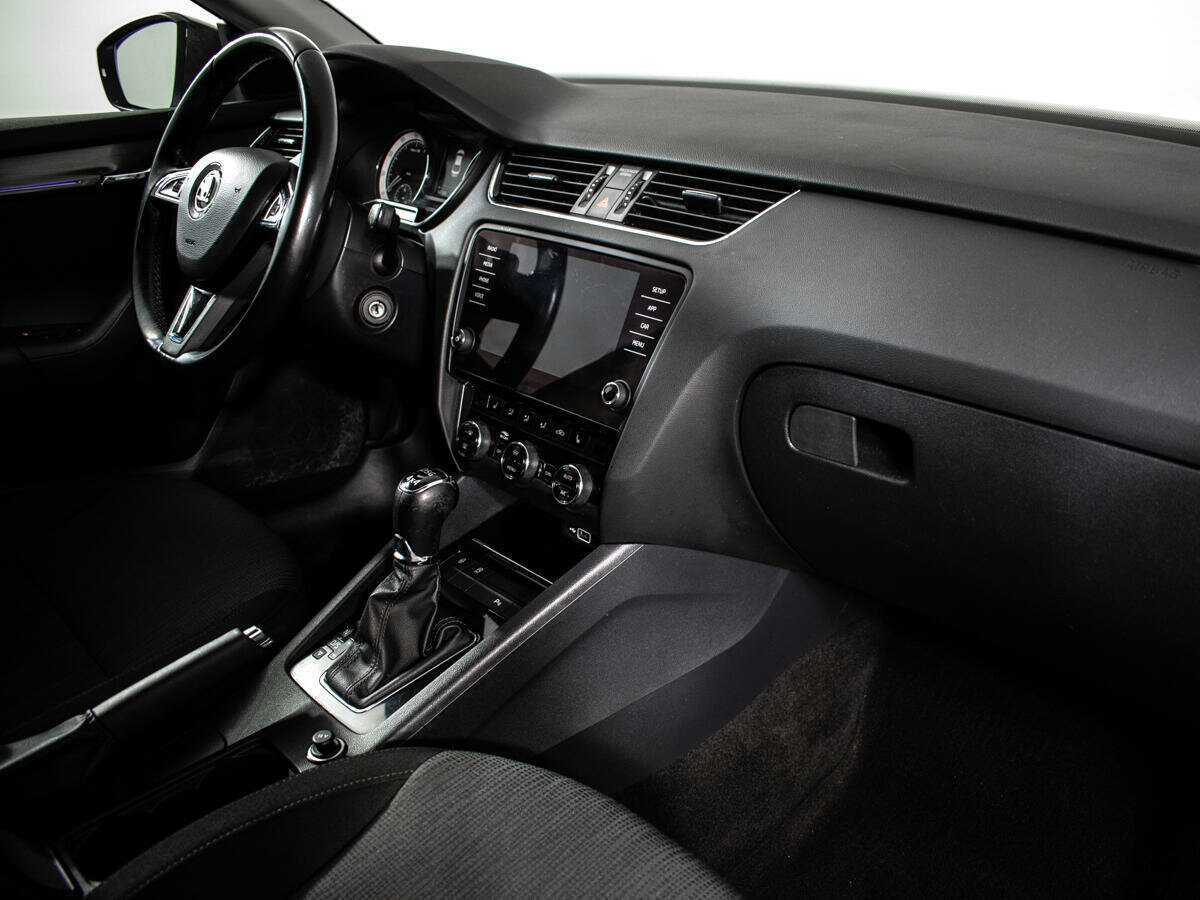 Купить Skoda Octavia, 2018, 147 324 км.. Фото: #5