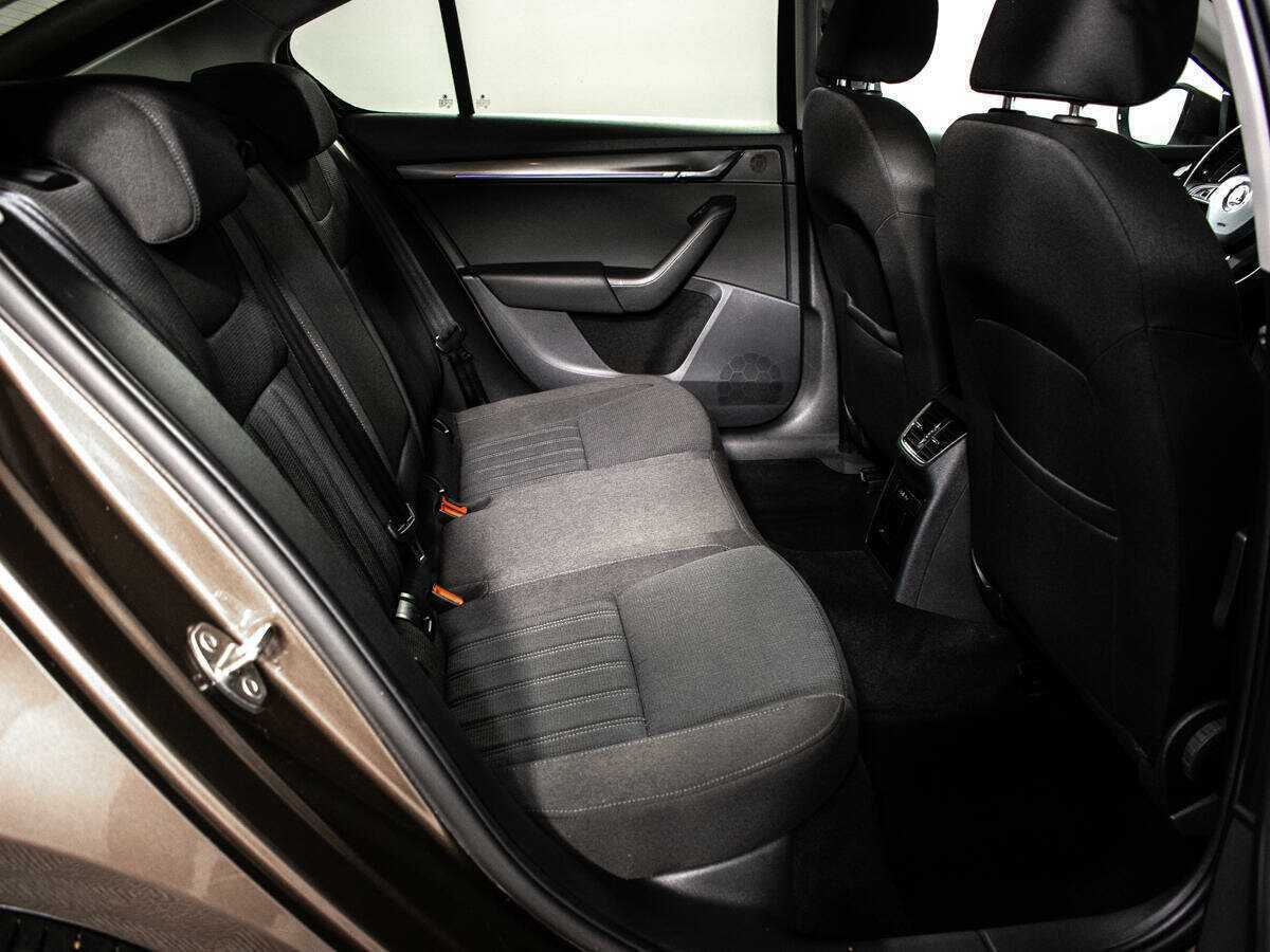 Купить Skoda Octavia, 2018, 147 324 км.. Фото: #6