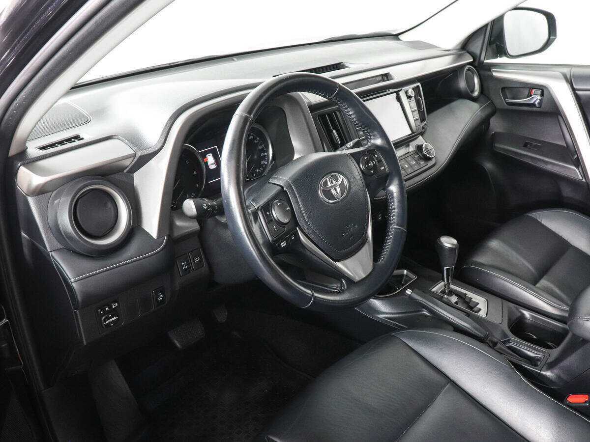 Купить Toyota RAV4, 2018, 63 798 км.. Фото: #8