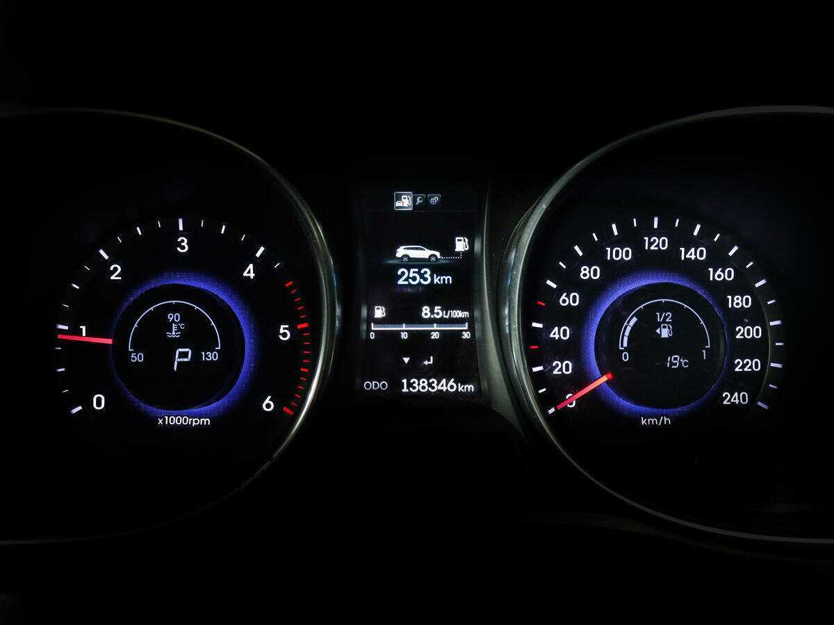 Купить Hyundai Santa Fe, 2015, 138 346 км.. Фото: #7