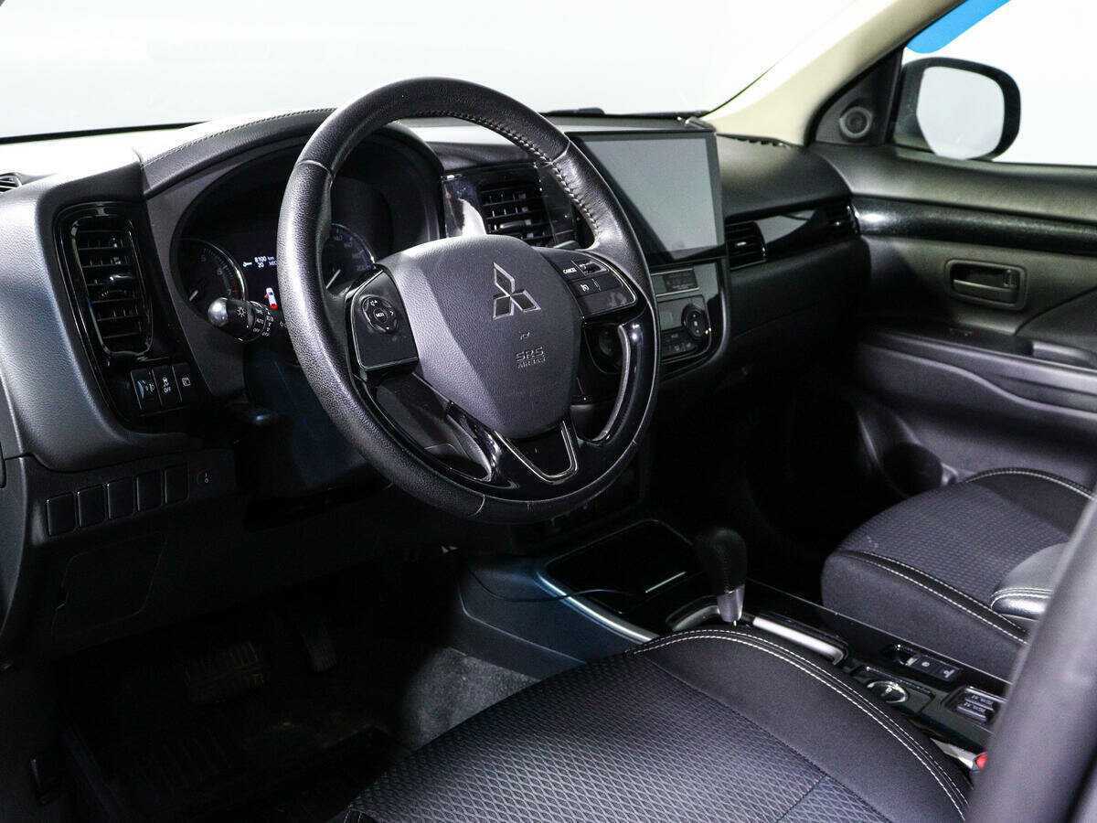 Купить Mitsubishi Outlander, 2018, 96 892 км.. Фото: #11