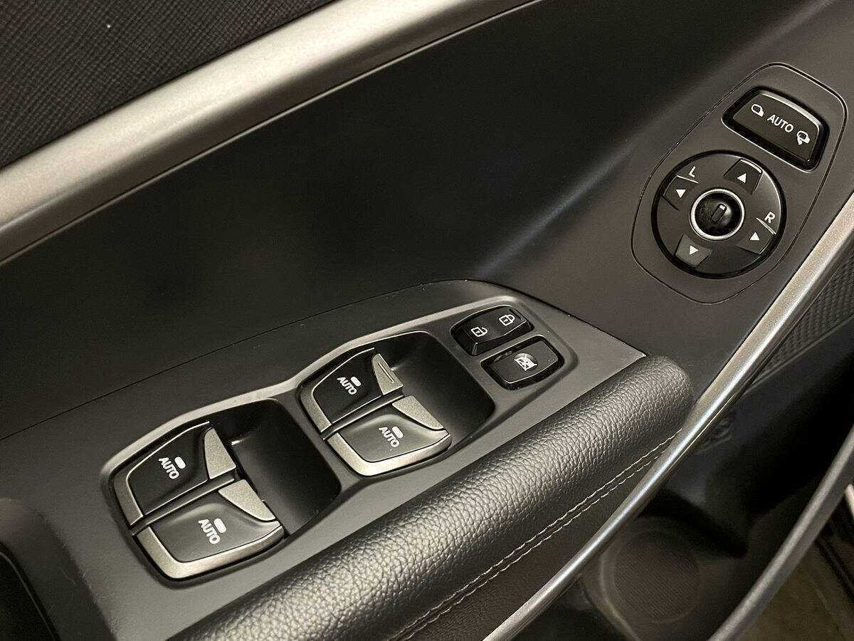 Купить Hyundai Santa Fe, 2015, 67 852 км.. Фото: #18