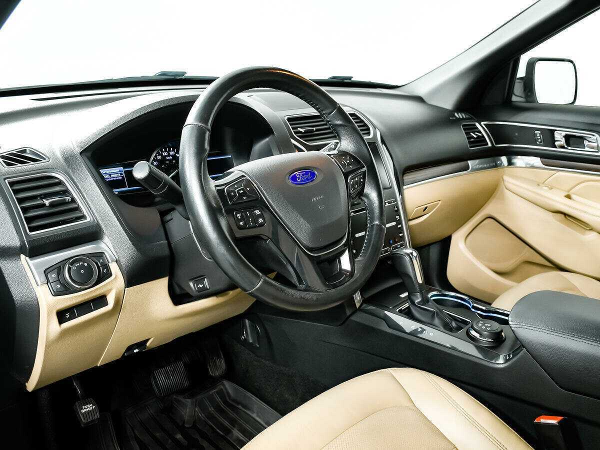 Купить Ford Explorer, 2017, 124 397 км.. Фото: #11