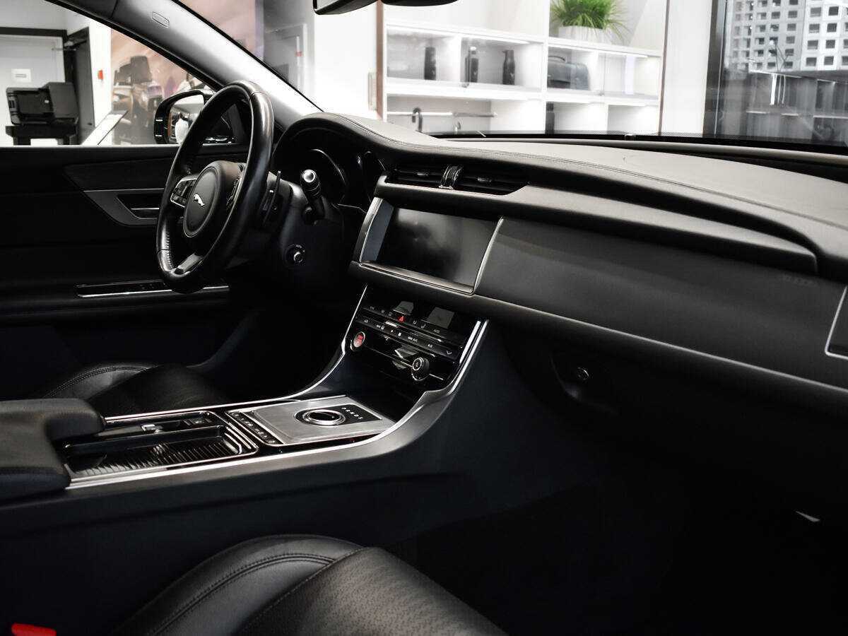 Купить Jaguar XF, 2016, 134 411 км.. Фото: #4