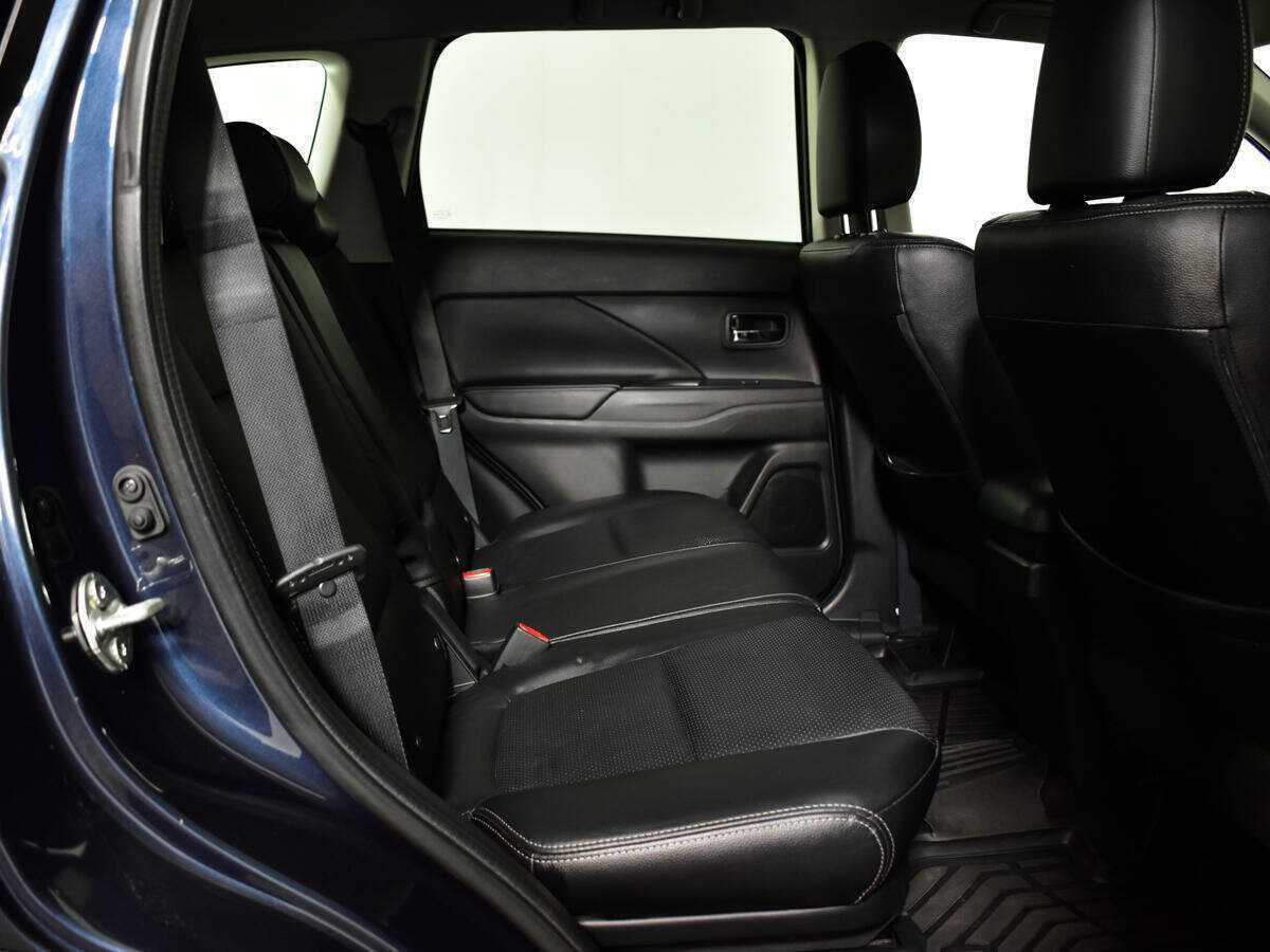 Купить Mitsubishi Outlander, 2016, 75 010 км.. Фото: #8
