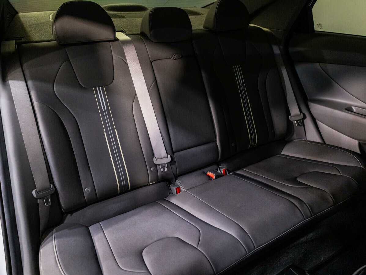 Купить Hyundai Elantra, 2021, 55 478 км.. Фото: #8