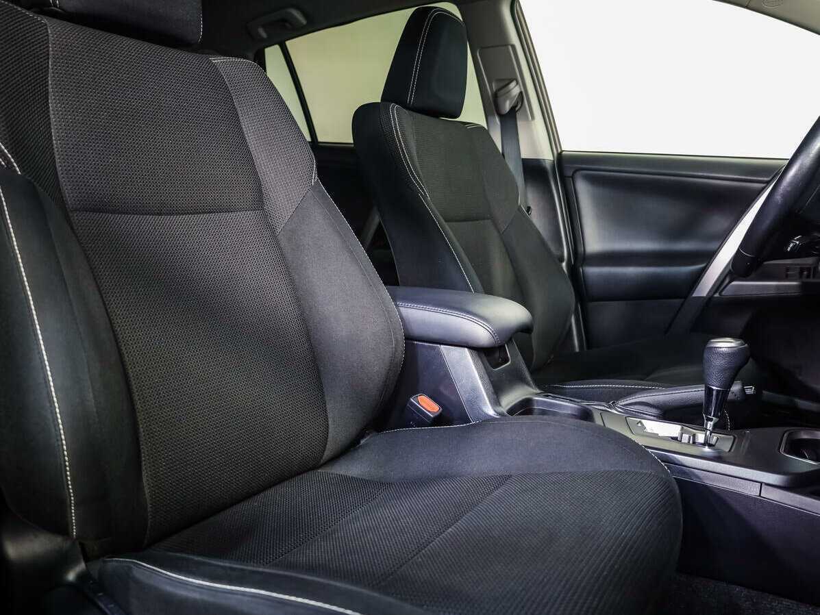 Купить Toyota RAV4, 2015, 108 320 км.. Фото: #10