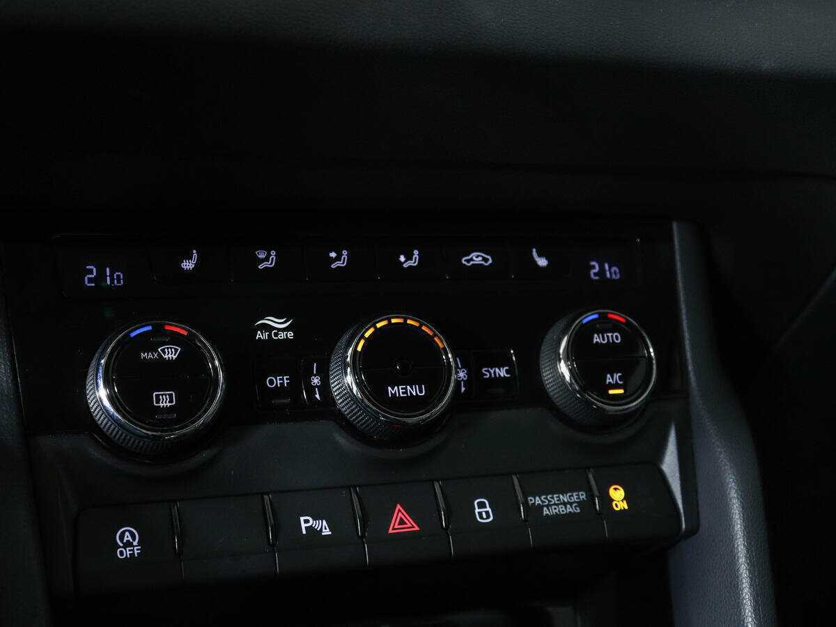 Купить Skoda Karoq, 2020, 96 195 км.. Фото: #14