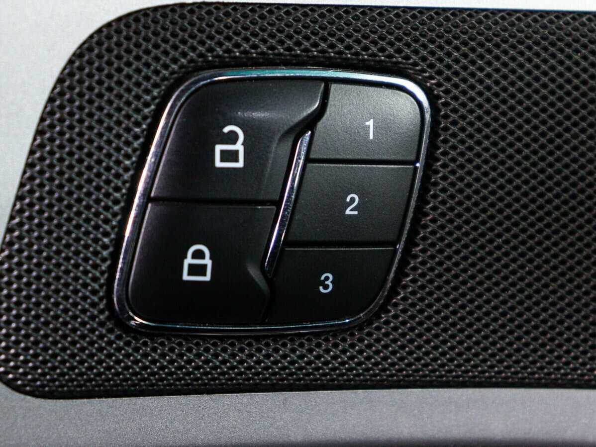 Купить Ford Explorer, 2013, 147 490 км.. Фото: #17