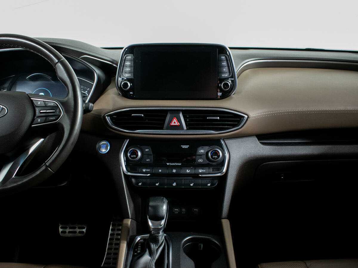 Купить Hyundai Santa Fe, 2018, 77 615 км.. Фото: #10