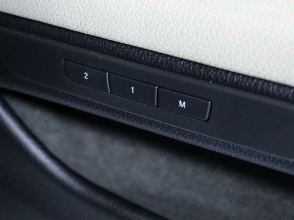 Купить BMW 5 серии, 2012, 116 498 км.. Фото: #15