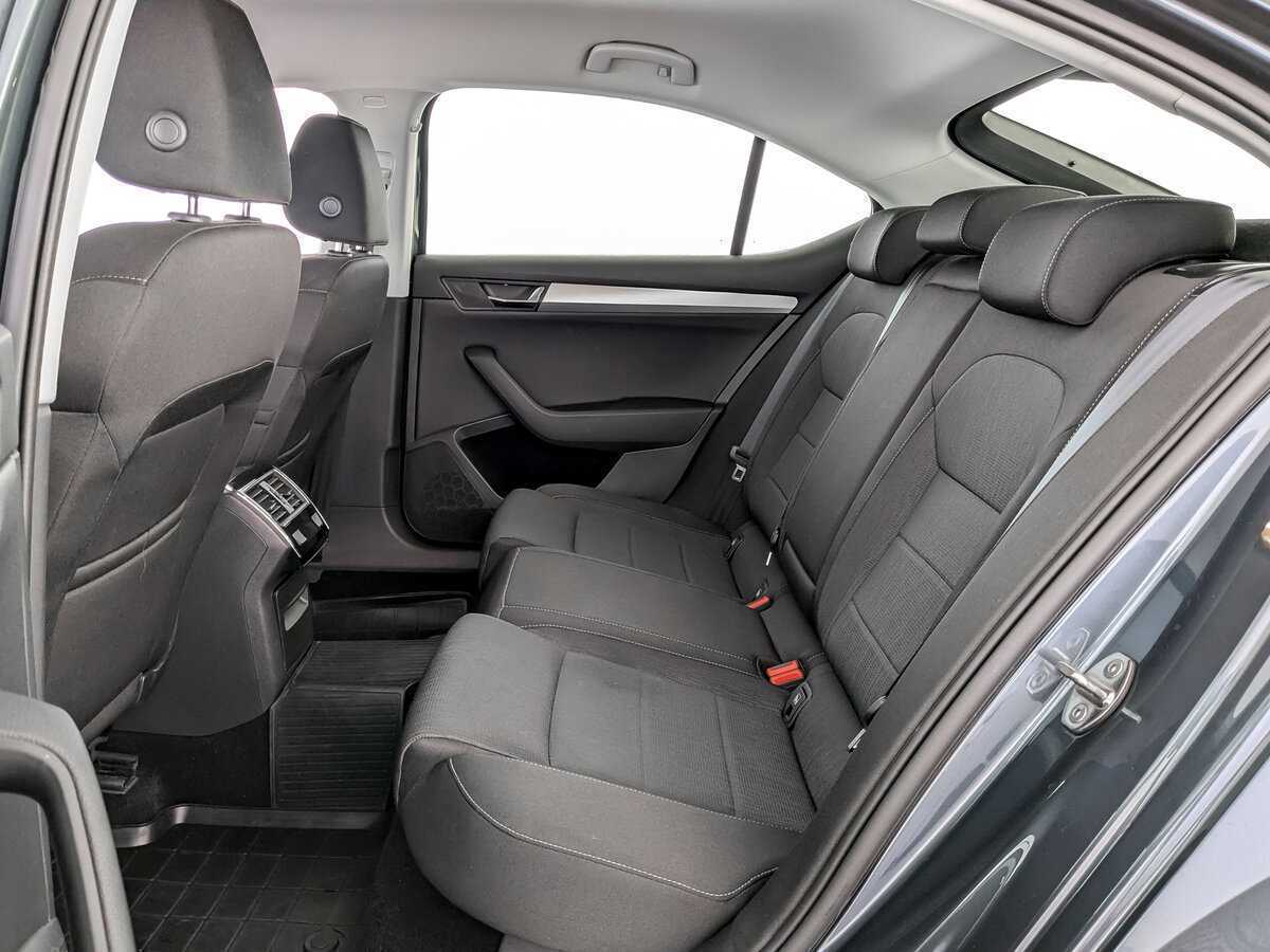 Купить Skoda Superb, 2018, 52 984 км.. Фото: #9