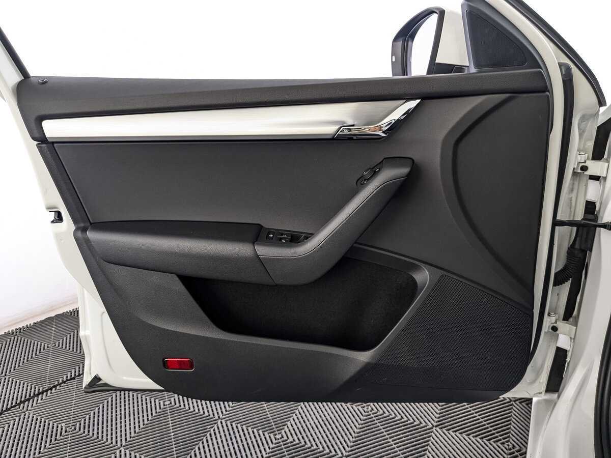 Купить Шкода Октавия, 2019, 60 649 км.. Фото: #14