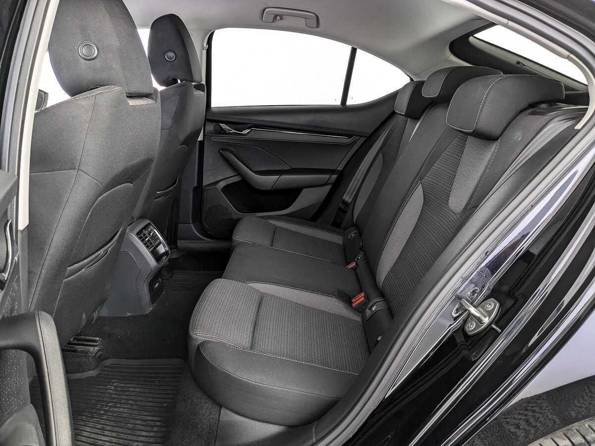 Купить Skoda Octavia, 2021, 111 315 км.. Фото: #9