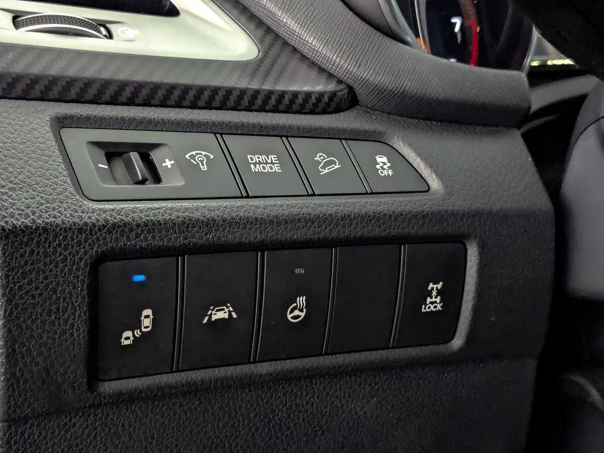 Купить Hyundai Santa Fe, 2017, 175 113 км.. Фото: #25