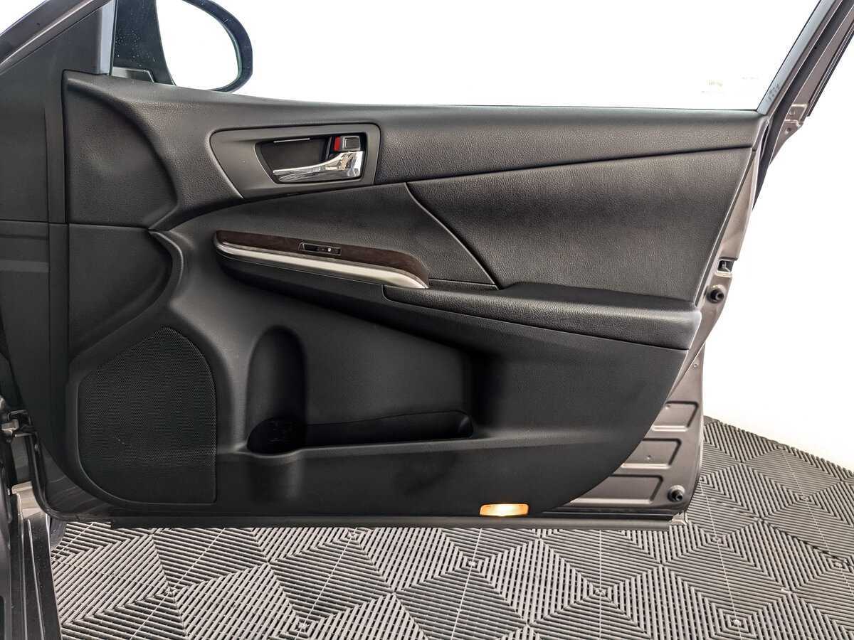 Купить Toyota Camry, 2016, 142 208 км.. Фото: #20