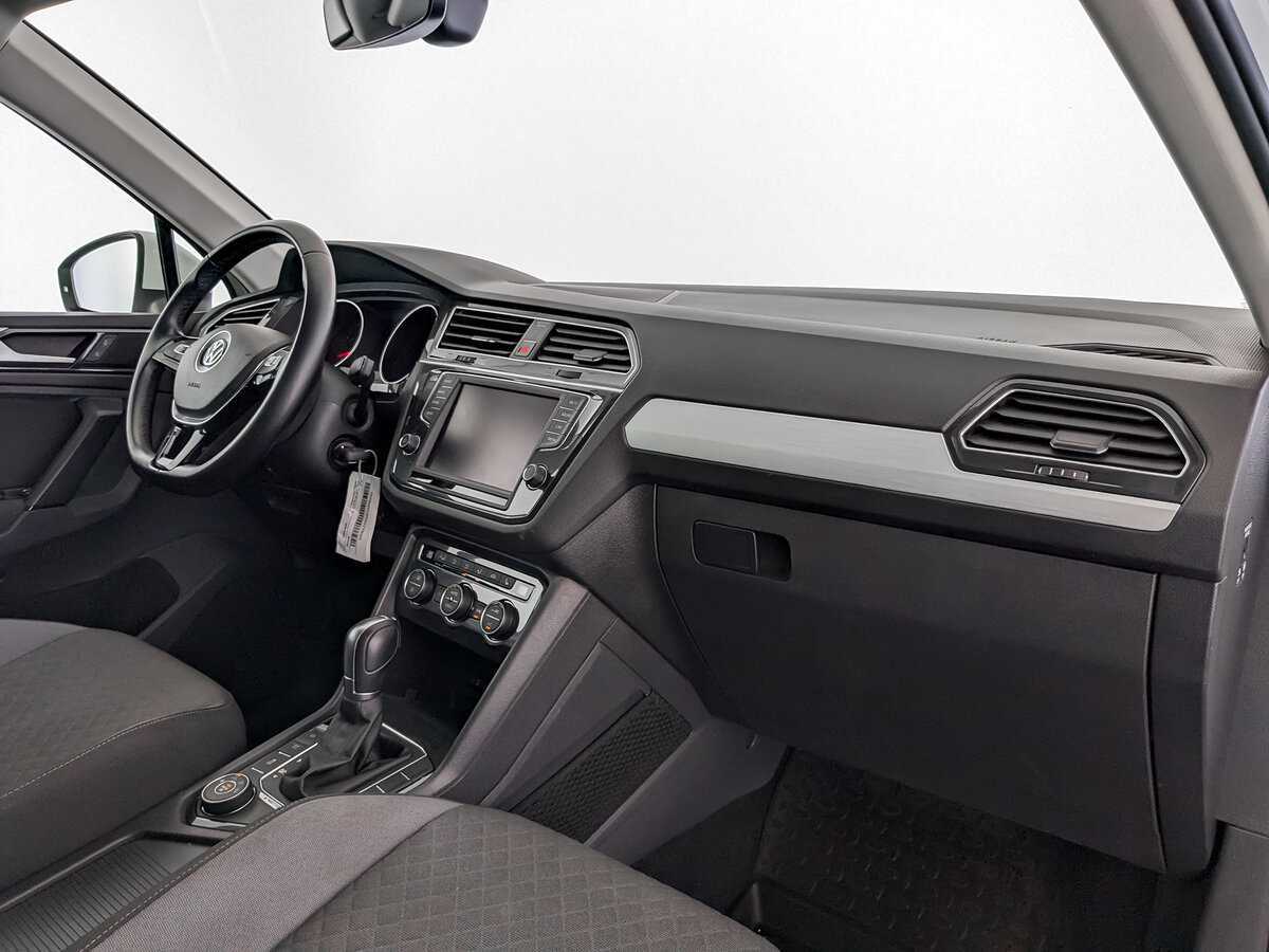 Купить Volkswagen Tiguan, 2017, 149 199 км.. Фото: #8