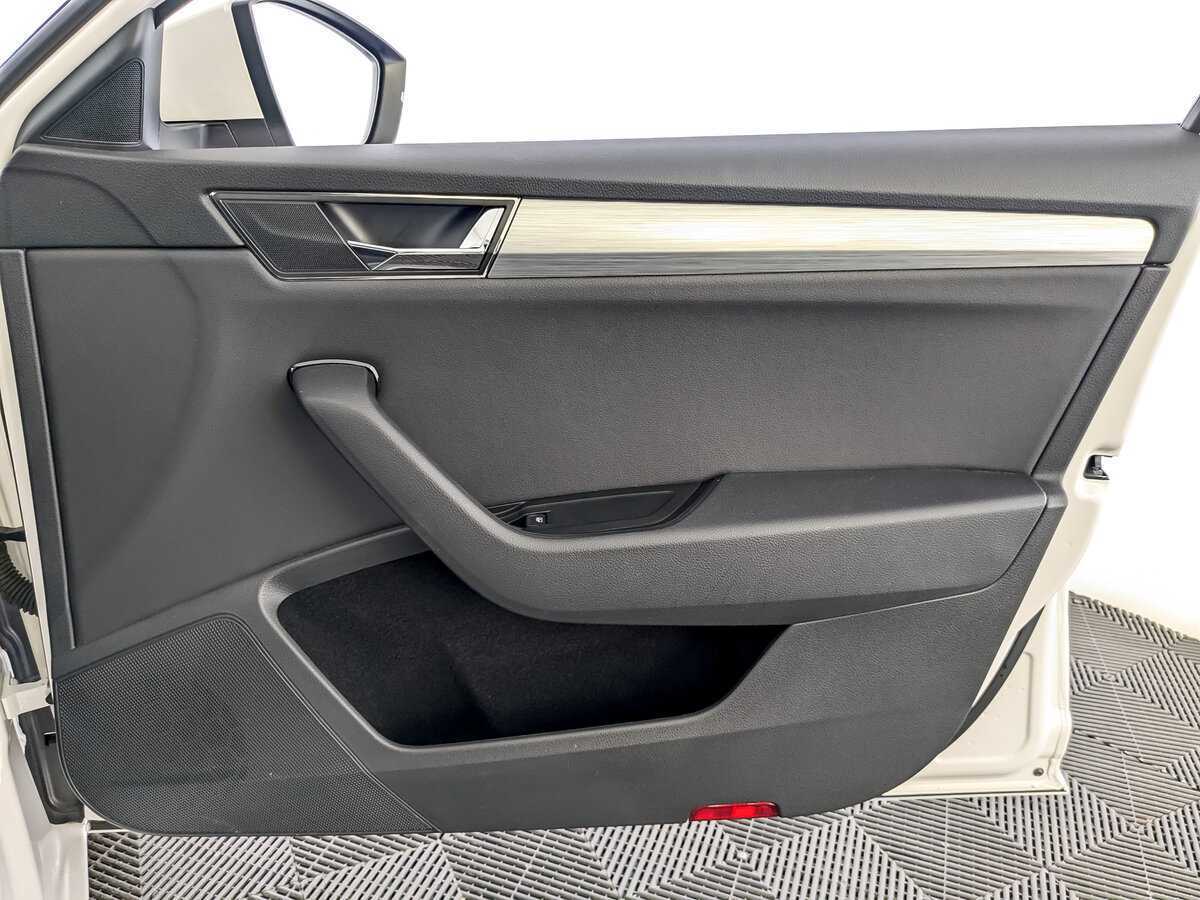 Купить Skoda Superb, 2021, 28 189 км.. Фото: #19