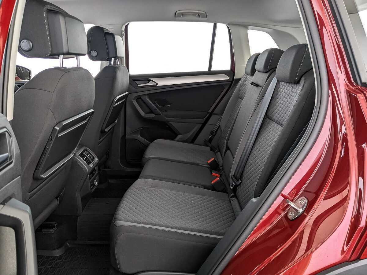 Купить Volkswagen Tiguan, 2020, 42 744 км.. Фото: #13