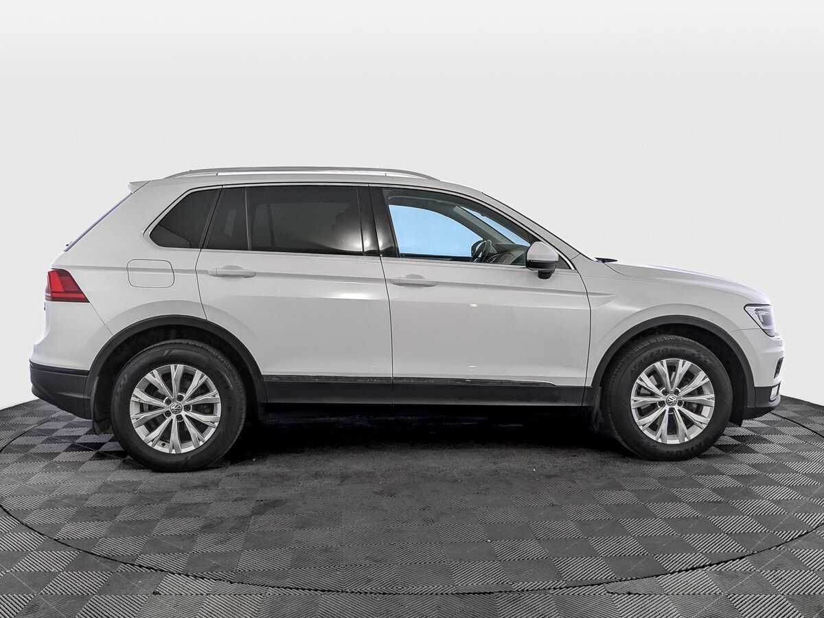 Купить Volkswagen Tiguan, 2017, 132 657 км.. Фото: #3