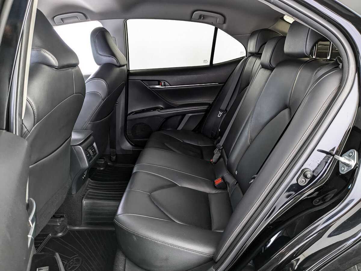 Купить Toyota Camry, 2019, 199 456 км.. Фото: #13