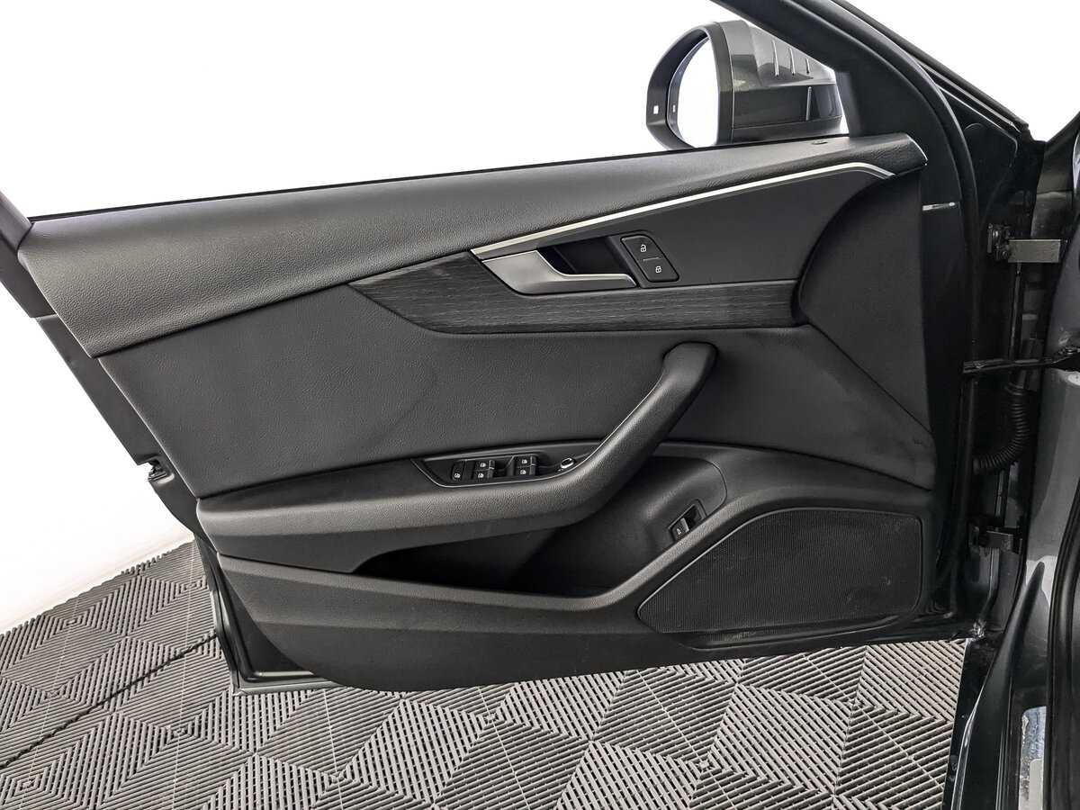 Купить Audi A4, 2018, 75 670 км.. Фото: #14