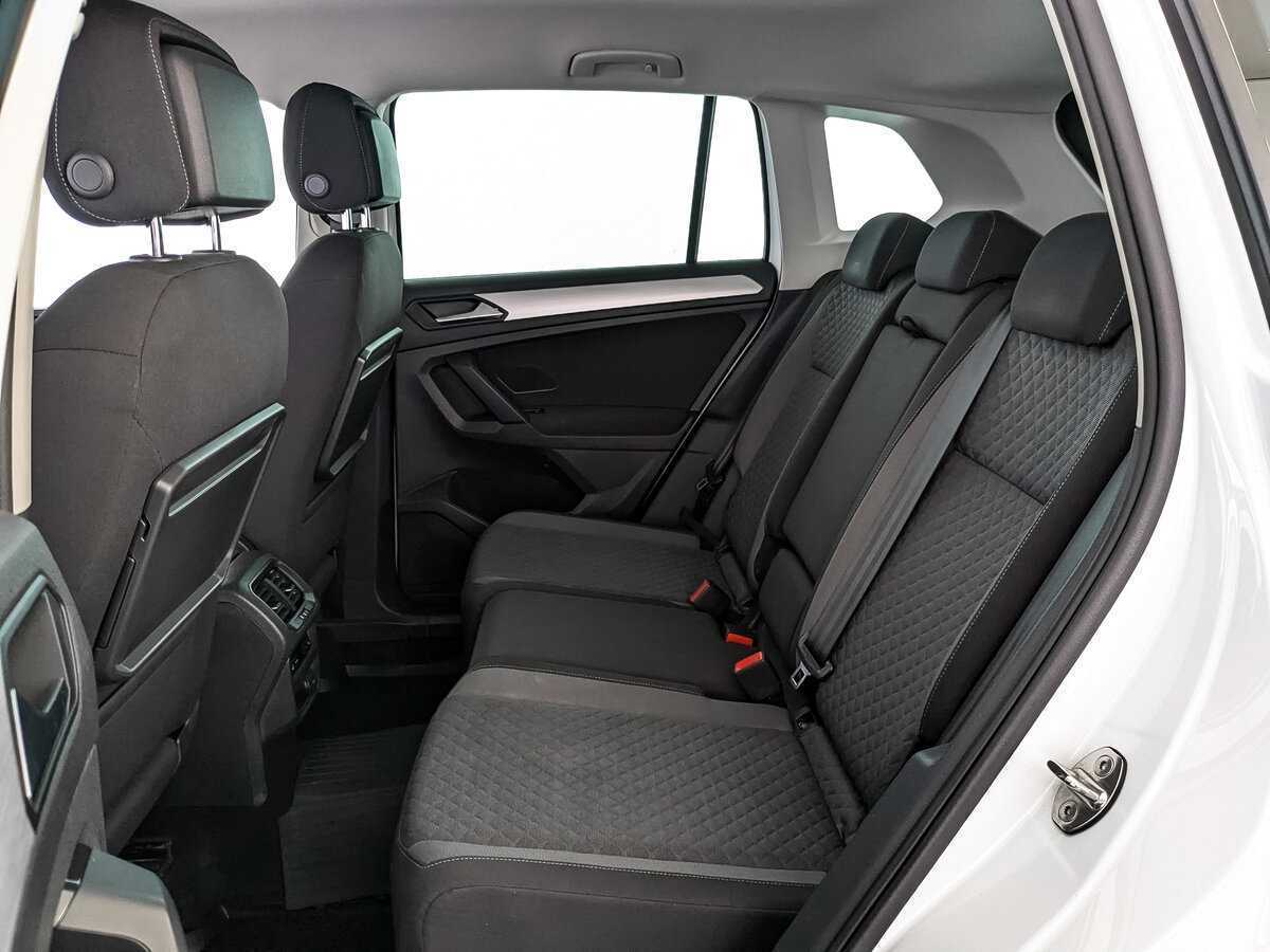 Купить Volkswagen Tiguan, 2018, 99 038 км.. Фото: #13