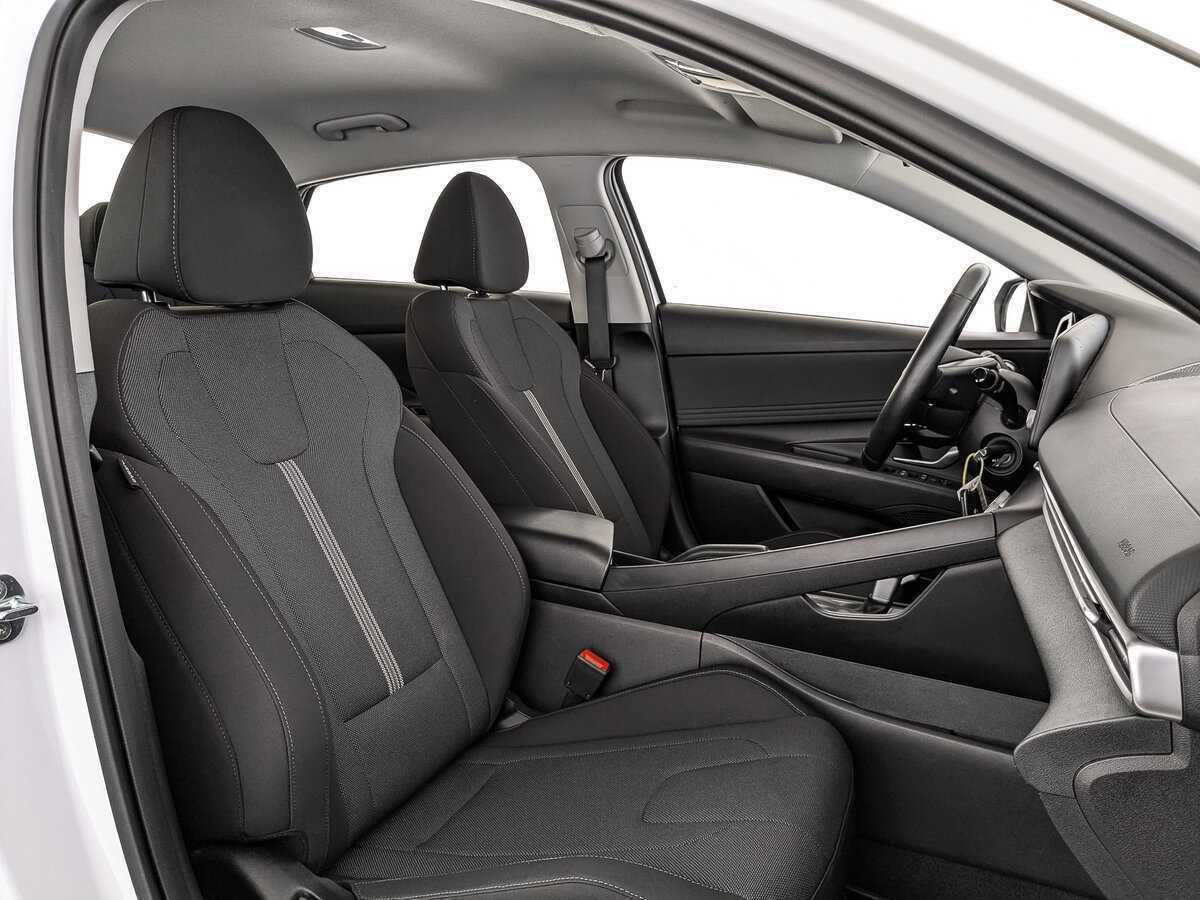 Купить Hyundai Elantra, 2022, 39 268 км.. Фото: #19