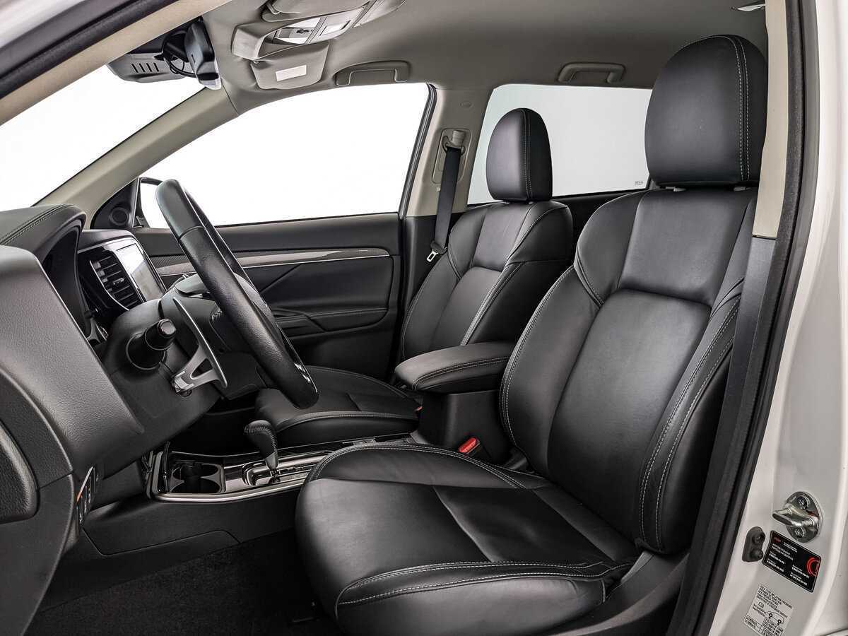 Купить Mitsubishi Outlander, 2021, 98 197 км.. Фото: #15