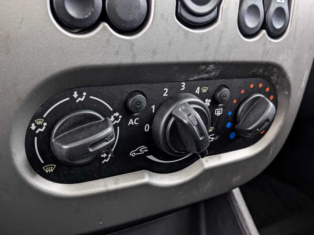 Купить Рено Сандеро, 2012, 57 409 км.. Фото: #16