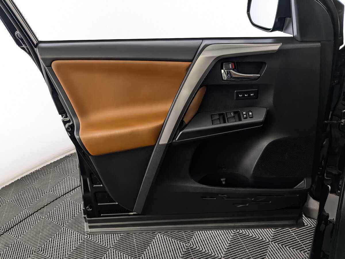 Купить Toyota RAV4, 2017, 75 207 км.. Фото: #14