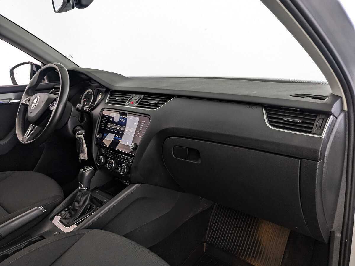 Купить Skoda Octavia, 2018, 49 889 км.. Фото: #8