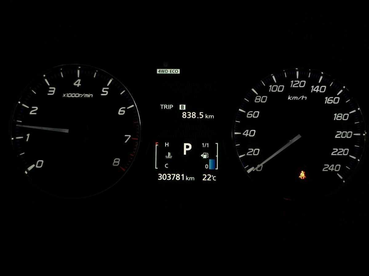 Купить Митсубиши Оутлэндер, 2014, 303 779 км.. Фото: #14