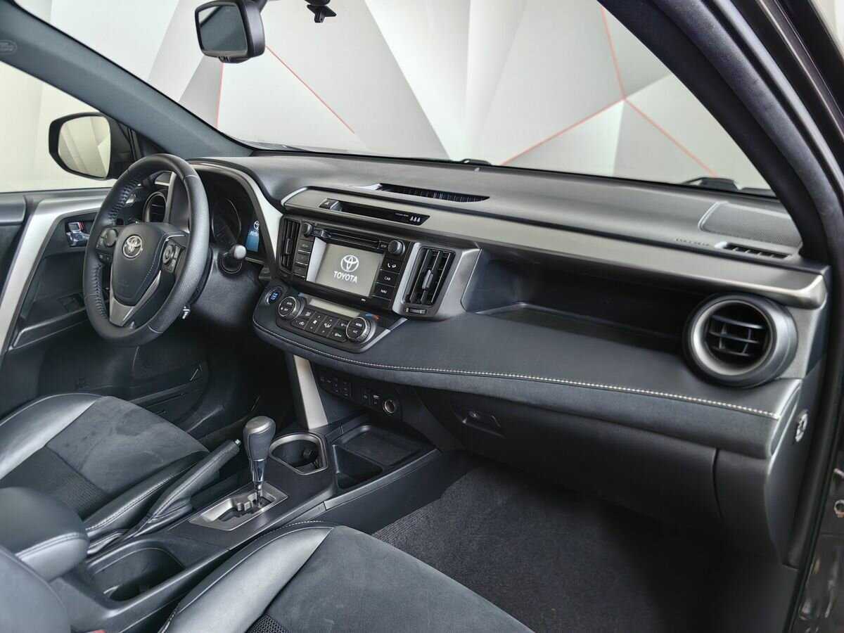 Купить Toyota RAV4, 2016, 134 658 км.. Фото: #8