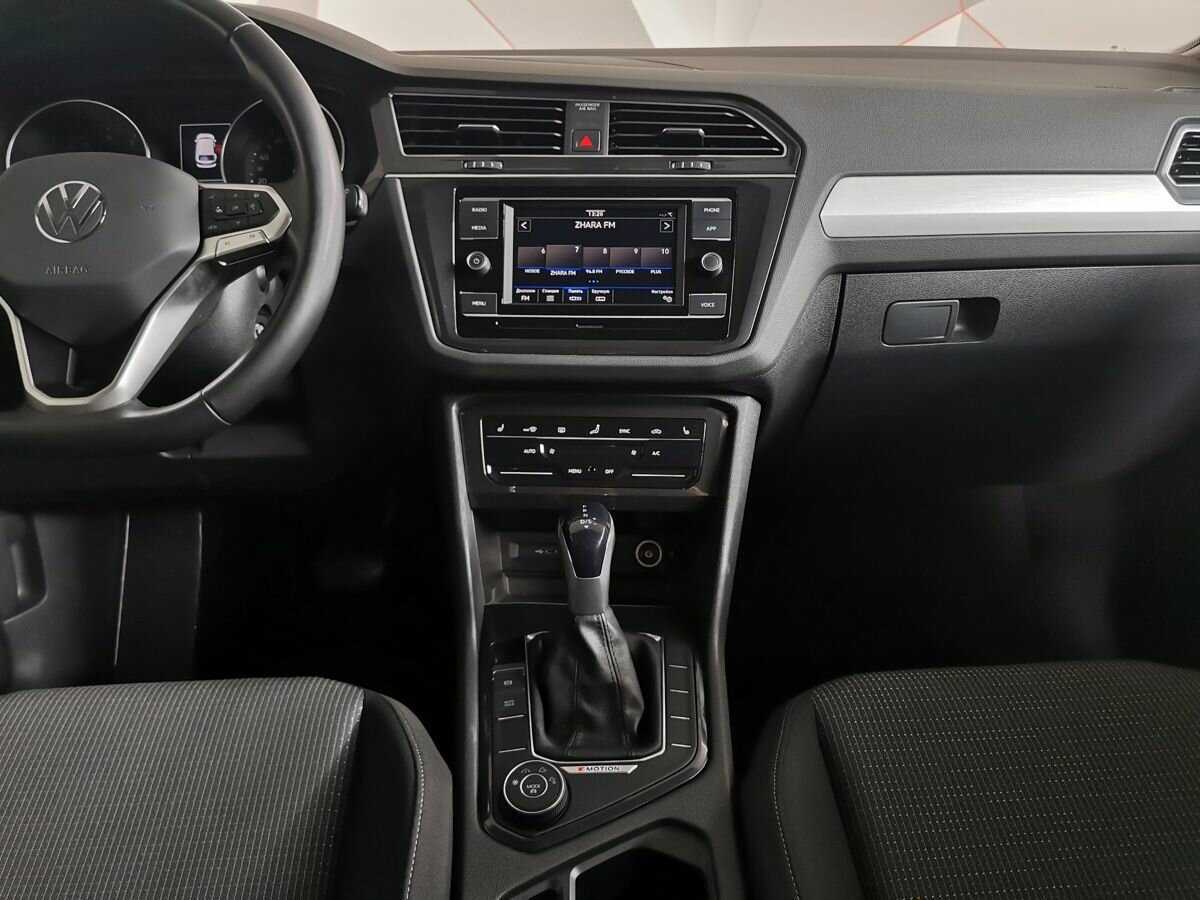 Купить Volkswagen Tiguan, 2021, 69 370 км.. Фото: #10
