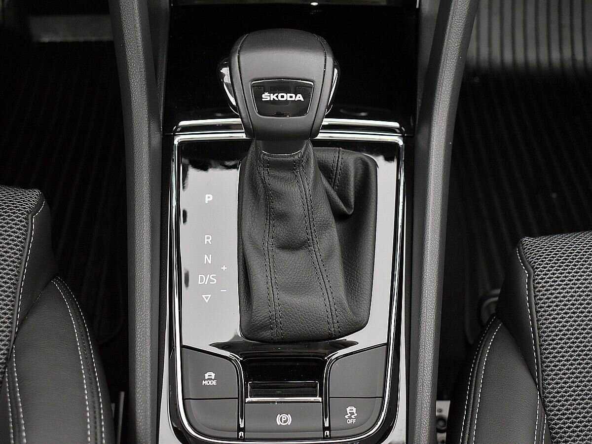 Купить Skoda Karoq, 2022, 30 356 км.. Фото: #13