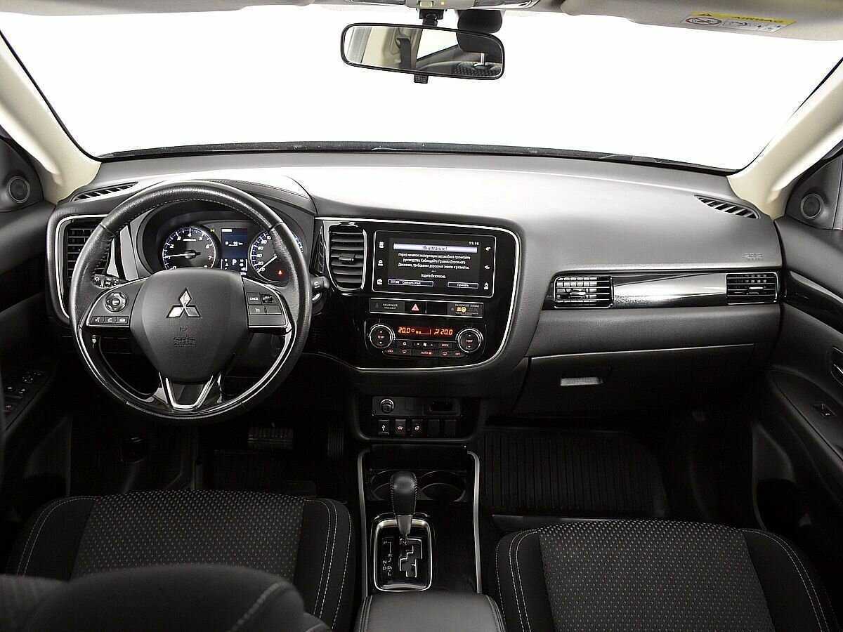 Купить Mitsubishi Outlander, 2018, 150 979 км.. Фото: #9