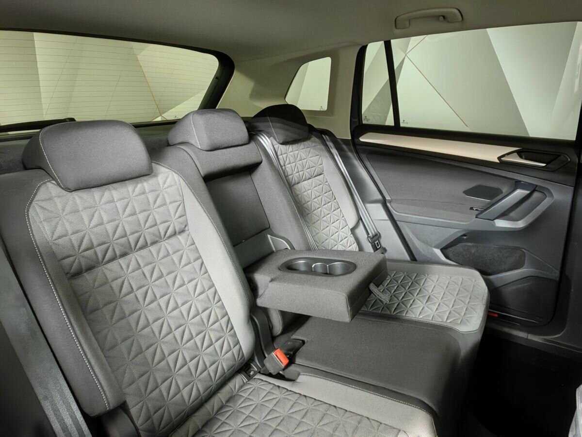 Купить Volkswagen Tiguan, 2021, 38 795 км.. Фото: #12