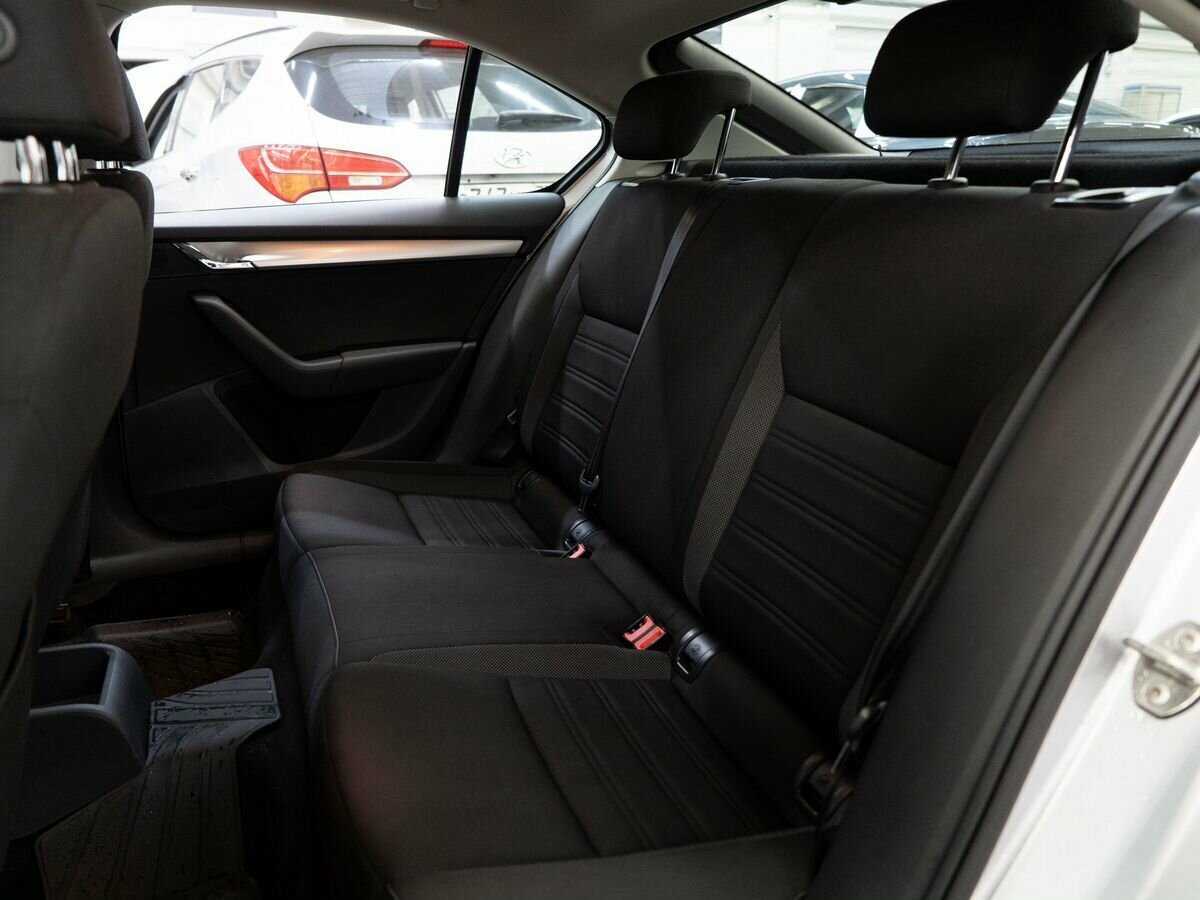 Купить Skoda Octavia, 2018, 132 890 км.. Фото: #6
