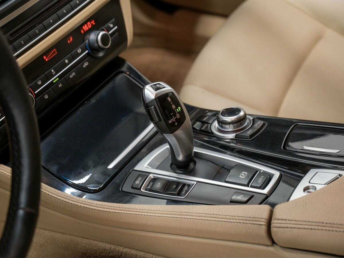 Купить BMW 5 серии, 2014, 269 000 км.. Фото: #16