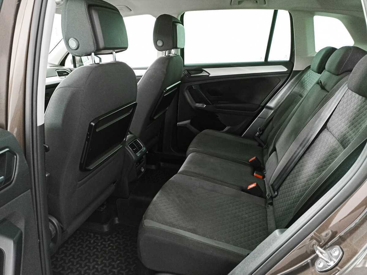 Купить Volkswagen Tiguan, 2017, 75 314 км.. Фото: #9