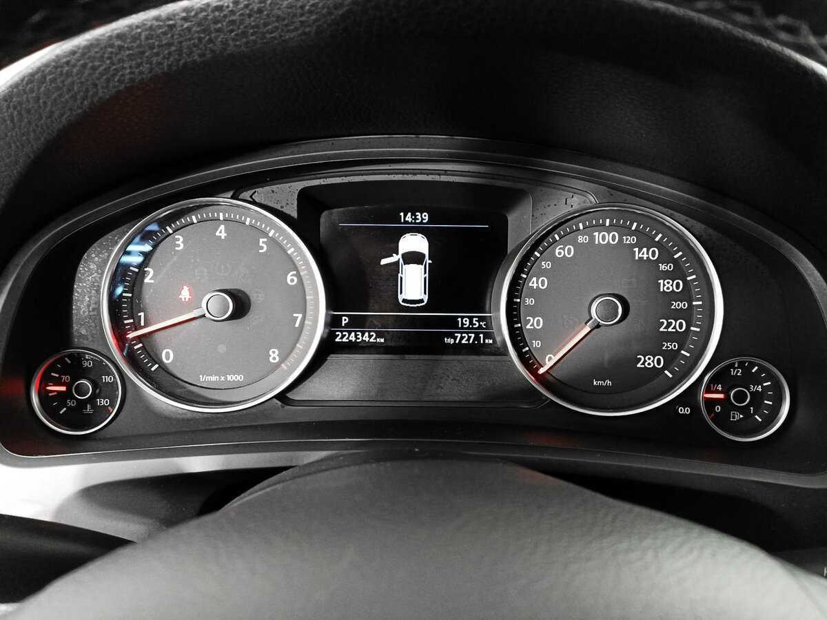 Купить Volkswagen Touareg, 2013, 224 344 км.. Фото: #7