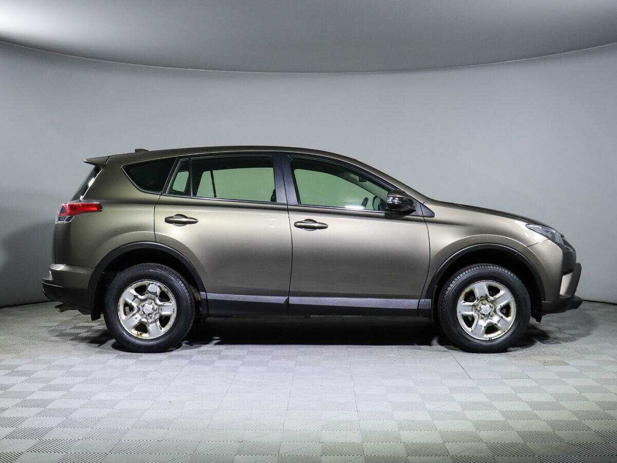 Купить Toyota RAV4, 2016, 136 900 км.. Фото: #3