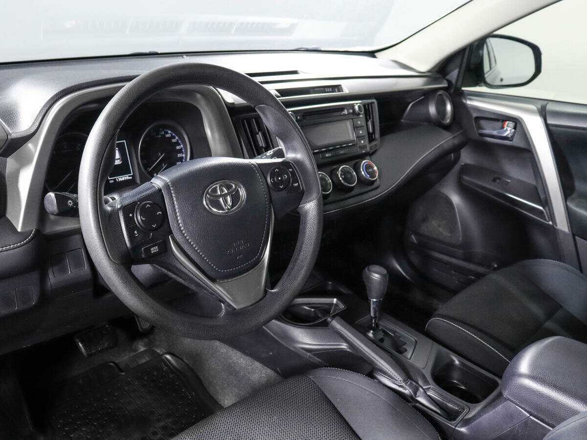 Купить Toyota RAV4, 2016, 136 900 км.. Фото: #13