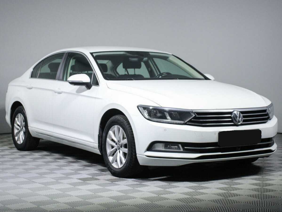Купить Volkswagen Passat, 2018, 118 171 км.. Фото: #2