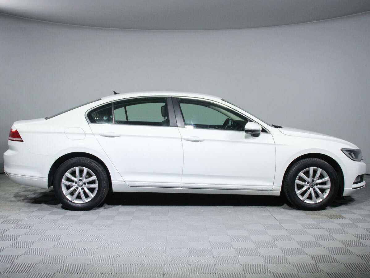 Купить Volkswagen Passat, 2018, 118 171 км.. Фото: #3